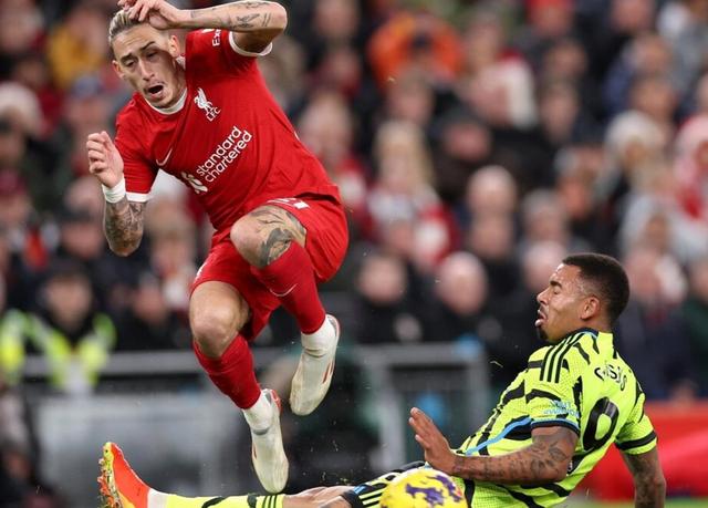 焦点大战：排球上演巅峰碰撞