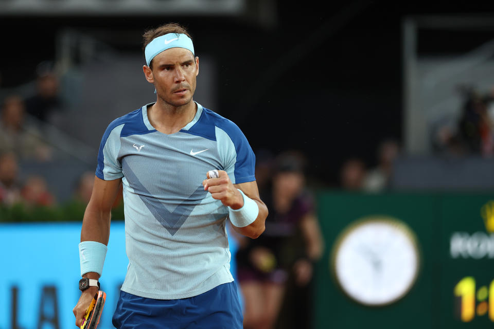 包含ATP总决赛绝杀拉沃尔杯，纳达尔惊艳四座的词条