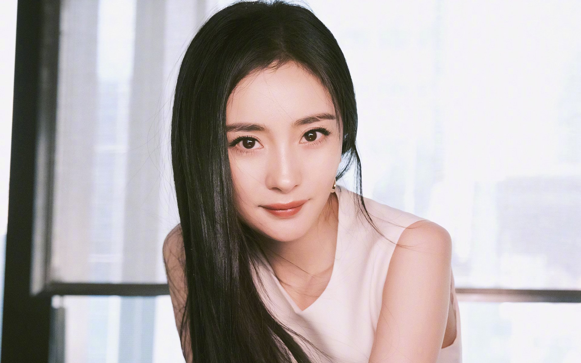 新神降临之夜,文班亚马独扛圣城,马刺铁幕封锁撕裂之城