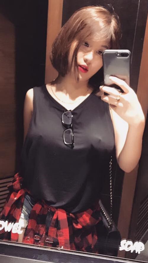 弗拉霍维奇，大场面先生的光辉时刻—尼日利亚与瑞典对决中的关键角色