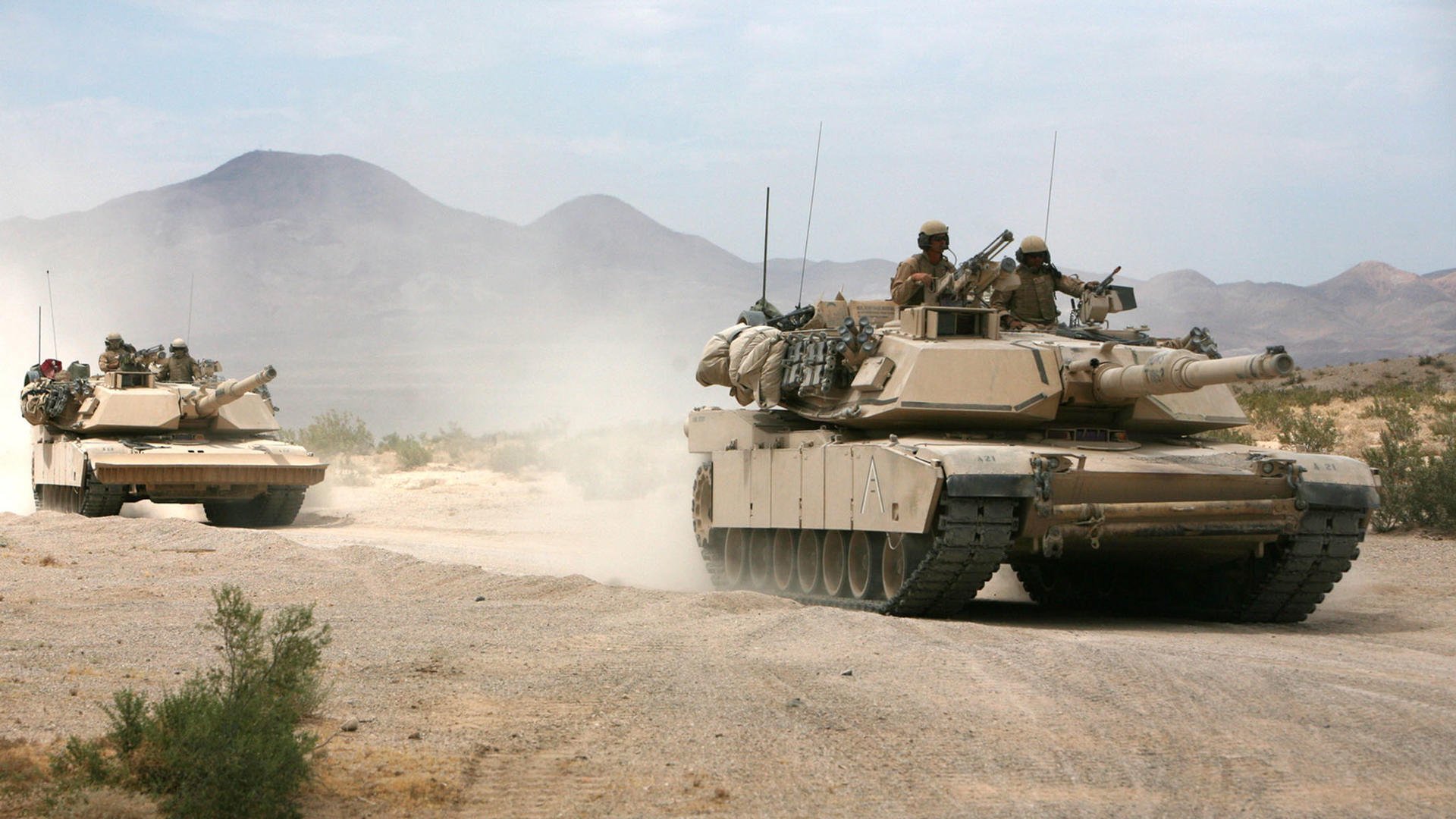 街道上的双重奇迹，从F1焦点战的极速狂飙到摩洛哥足球打穿阿森纳的战术穿透