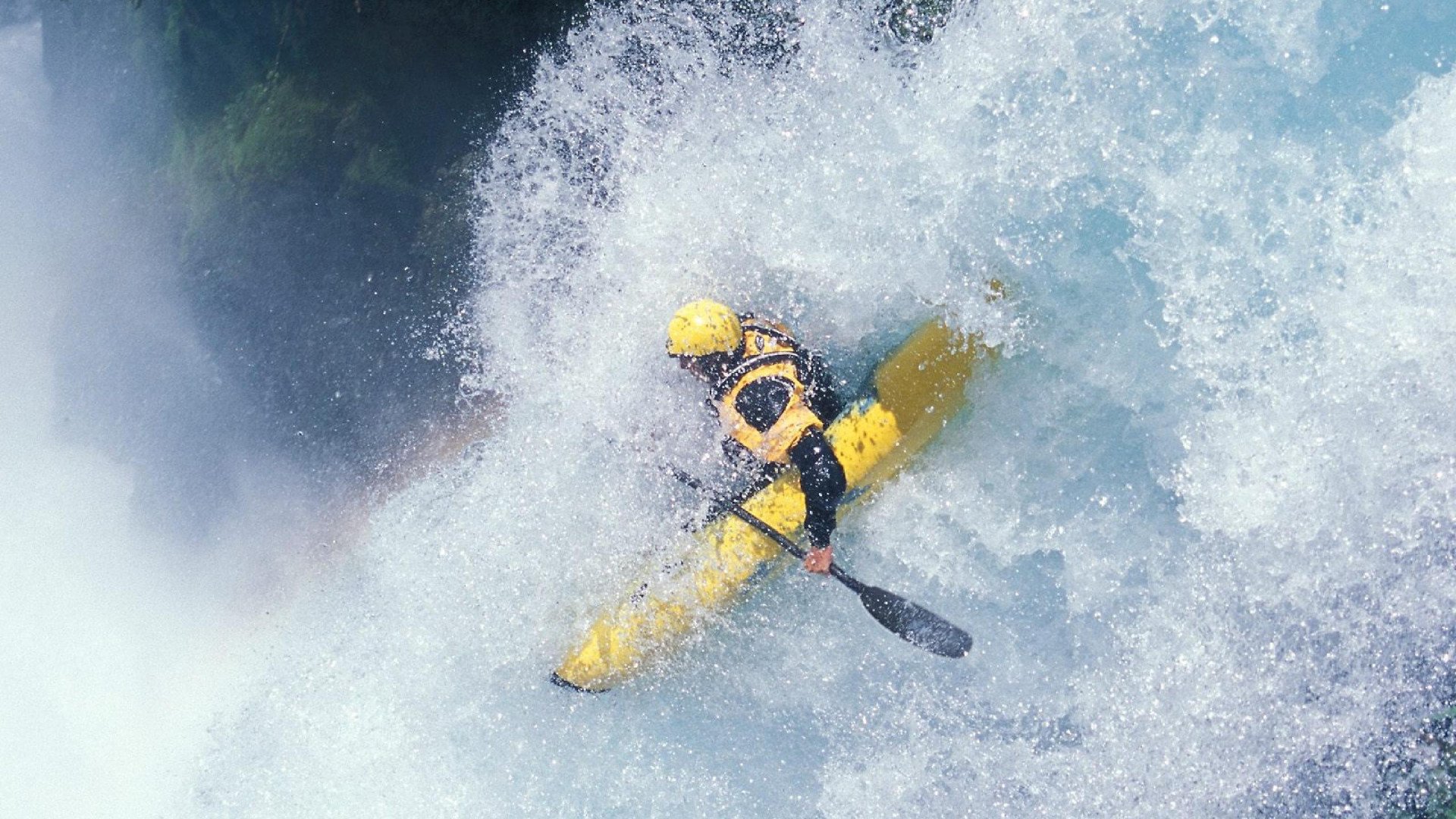 蓝衫军的北非噩梦，京多安如何在一夜之间改写历史