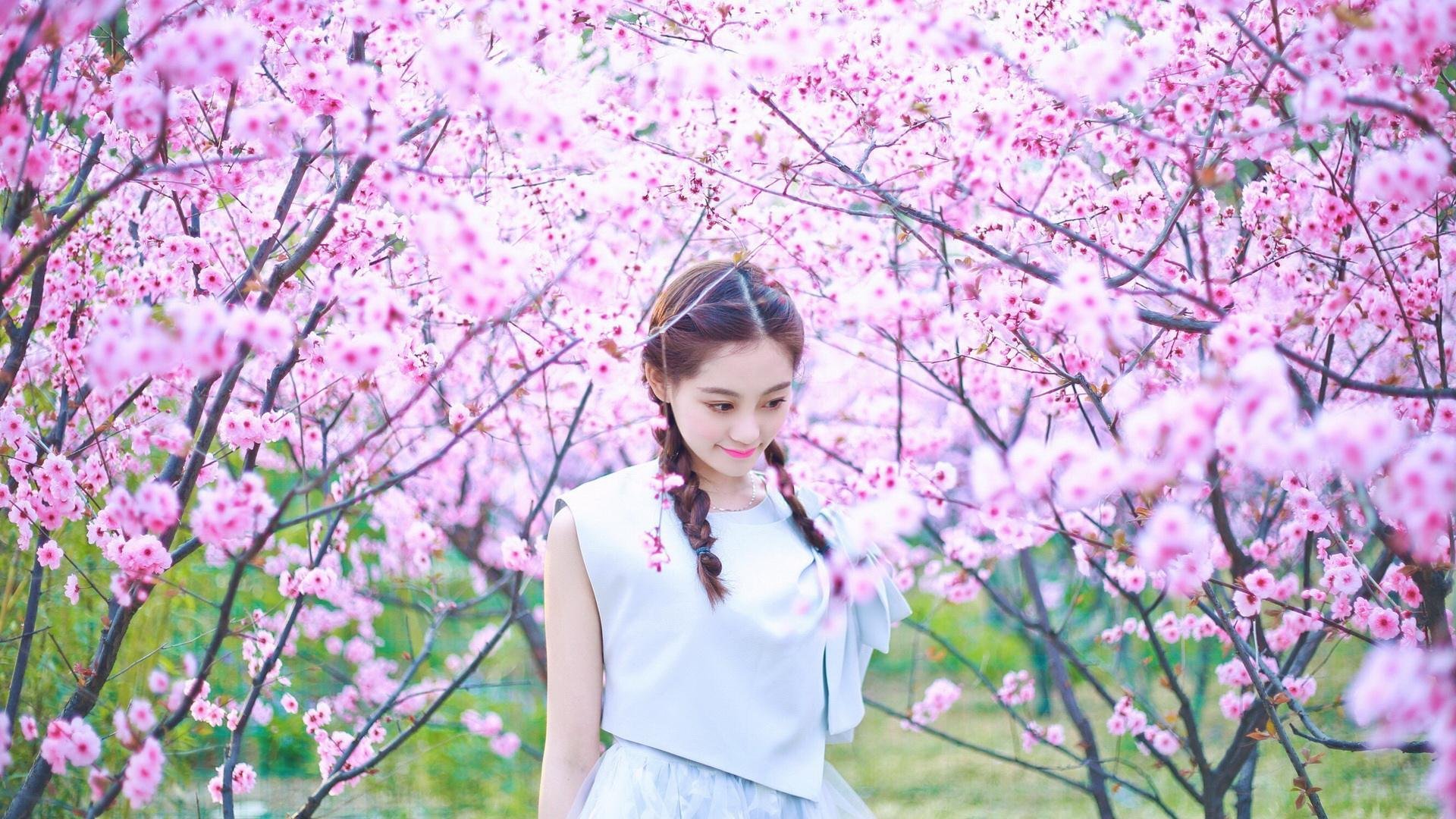 星光与蓝焰,当姆巴佩点燃赛场,马德里竞技冲垮金字塔的黄昏