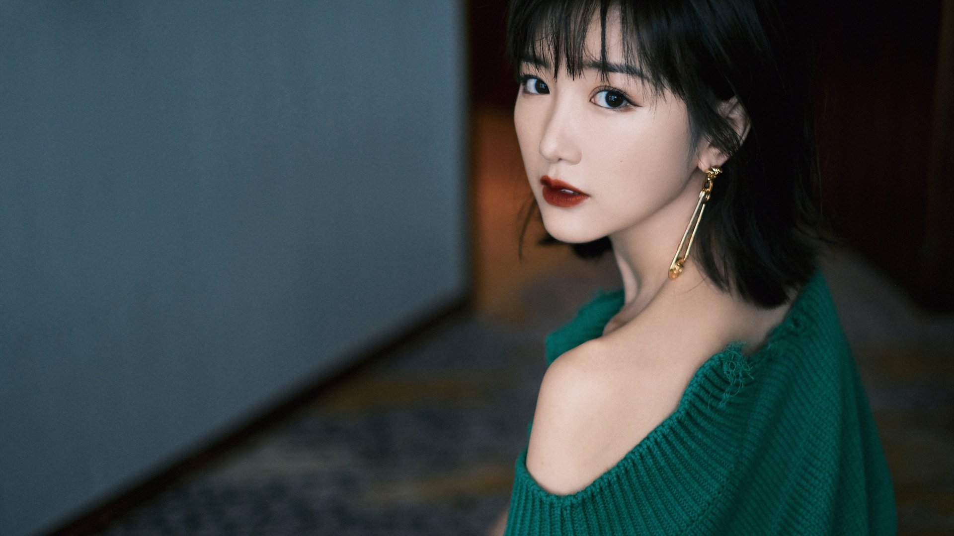 双城记,76人跨洋火力全开压制北京队,布克生涯之夜破界闪耀