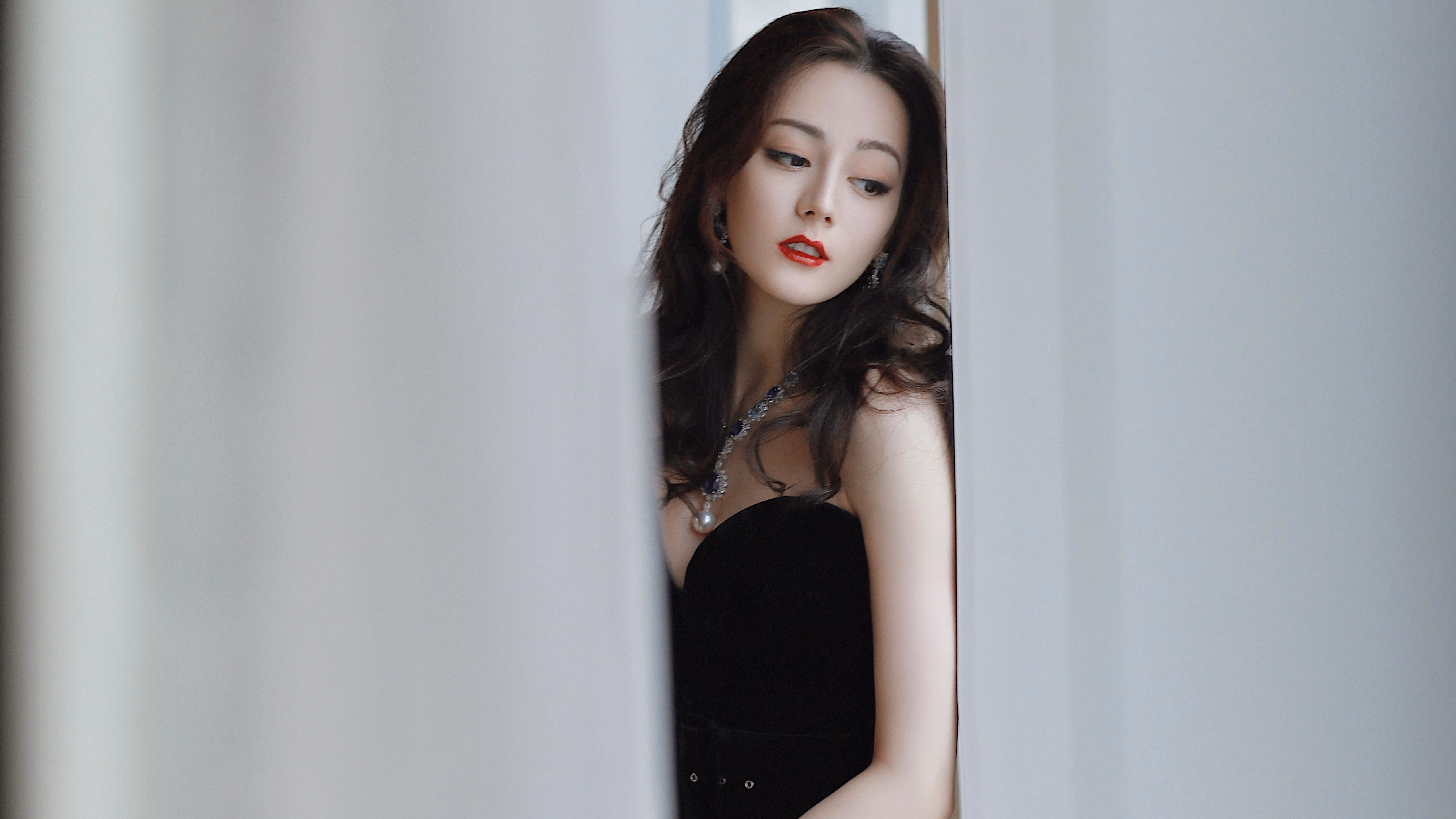 北欧巨塔碾压东南亚技术流，德容的司令塔与瑞典的钢铁协奏曲，如何奏响2026世界杯B组最震撼的压制胜局？